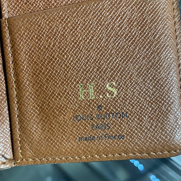 Authentic Louis Vuitton Monogram Brazza unisex Wallet - Picture 7 of 16